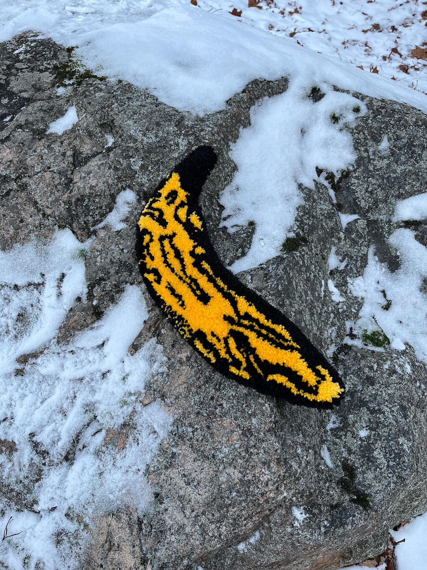 Banana Rug - Yellow