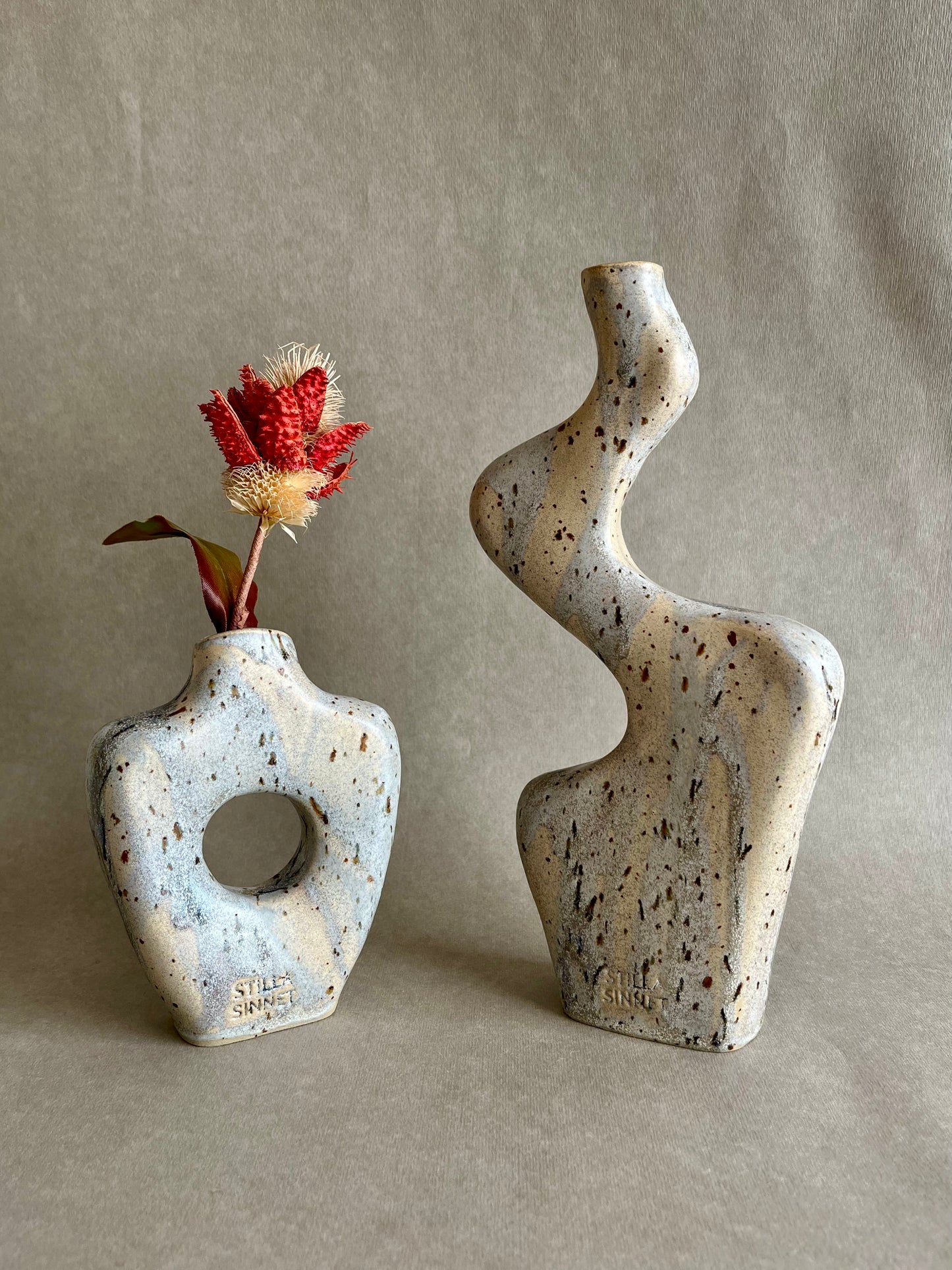 Peephole Vase Small