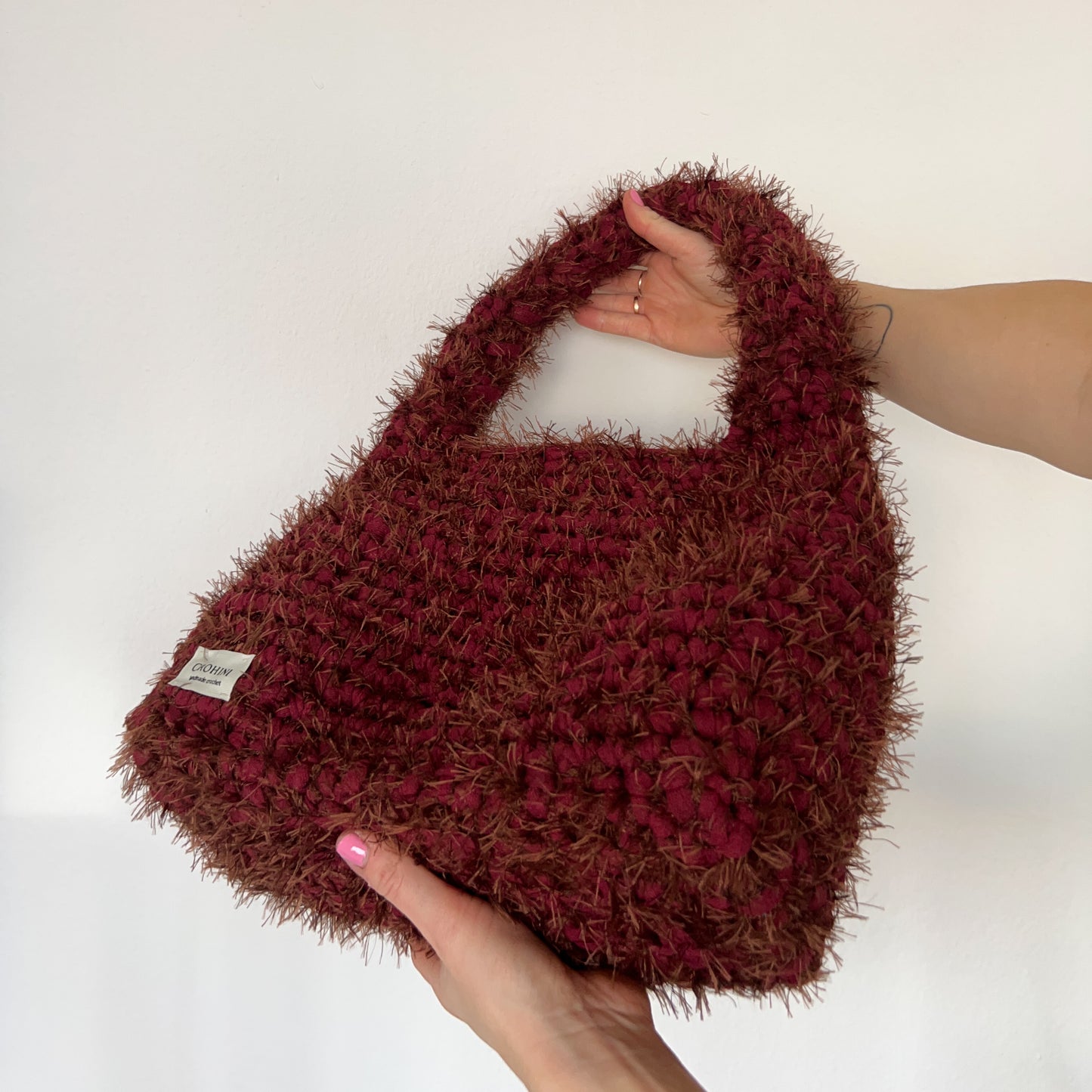 Fluffy burgundy LIINA crochet bag