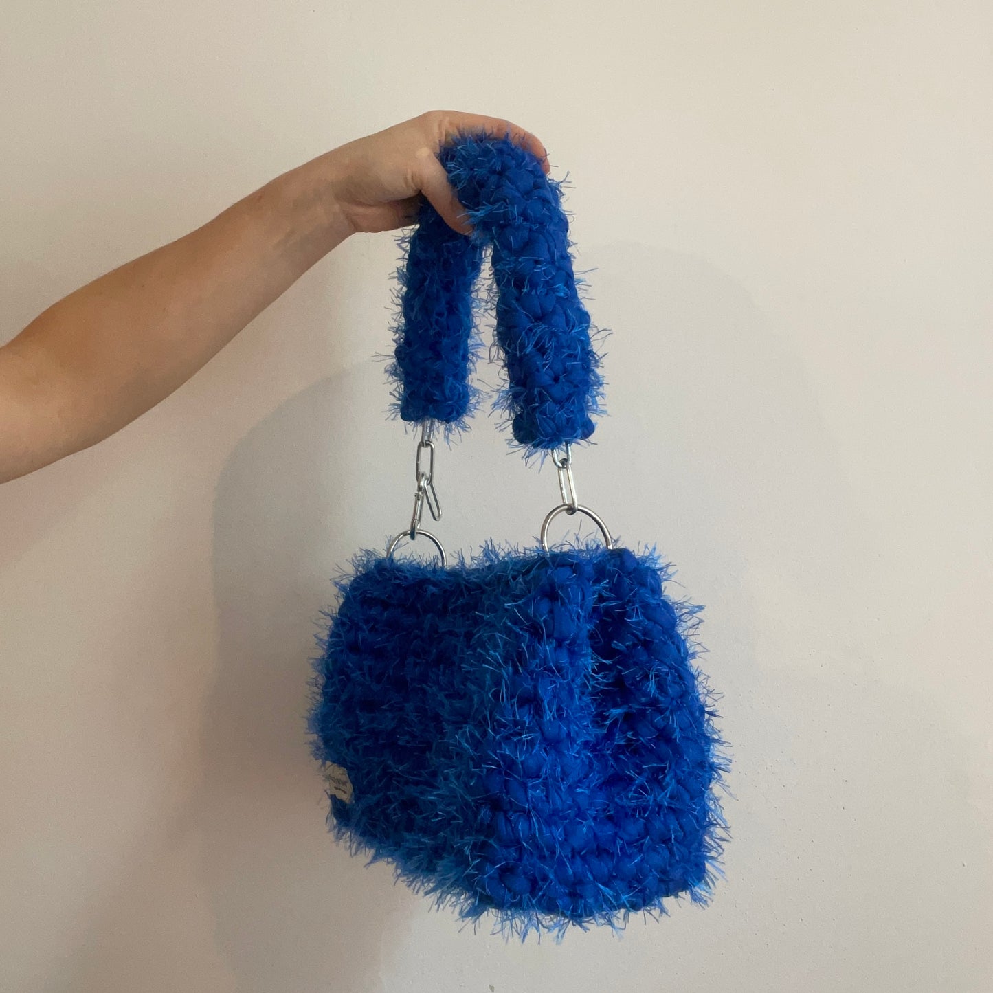 Fluffy electric blue JOE crochet bag