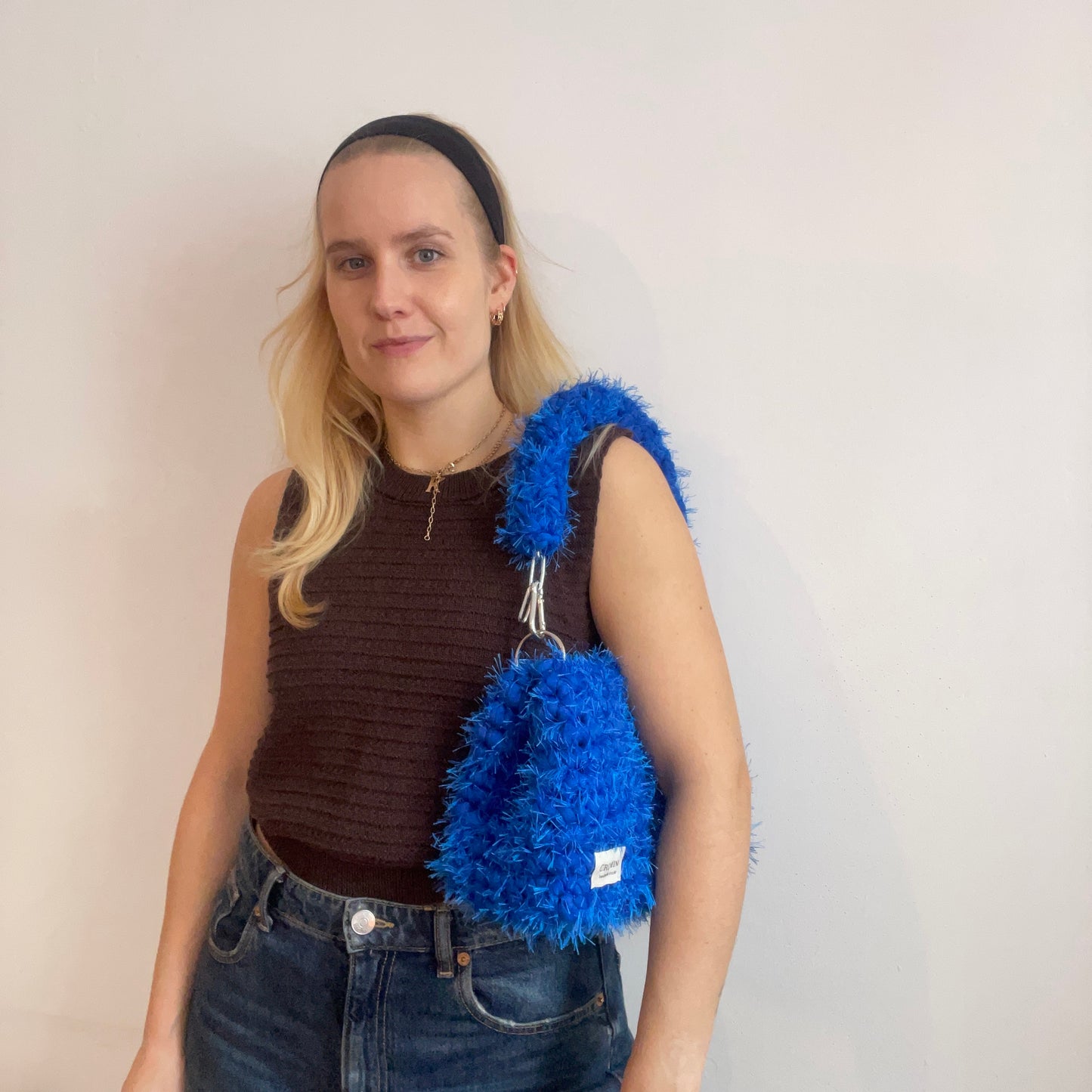 Fluffy electric blue JOE crochet bag