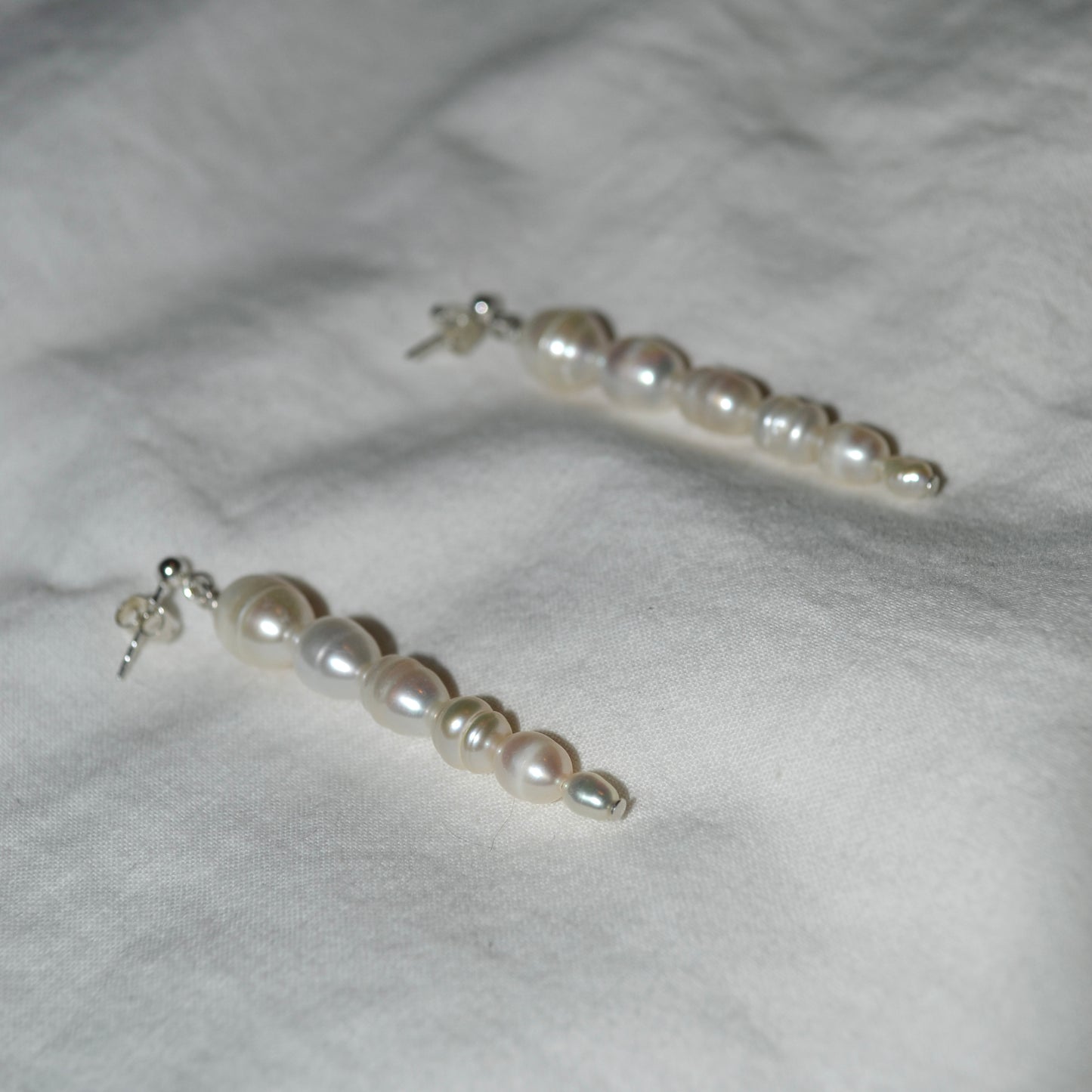 DRIPPING PEARLS - EARRINGS