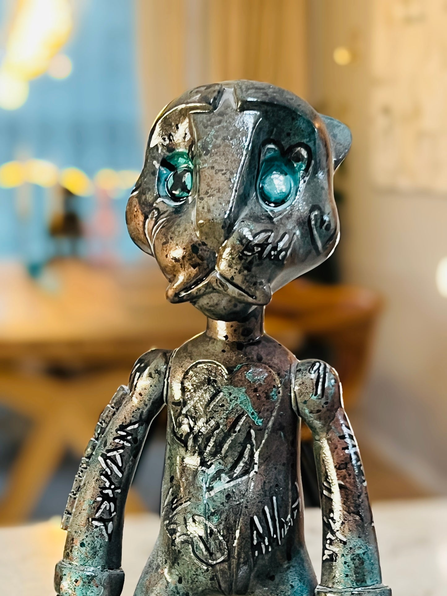 Graffiti Goldie Sculpture