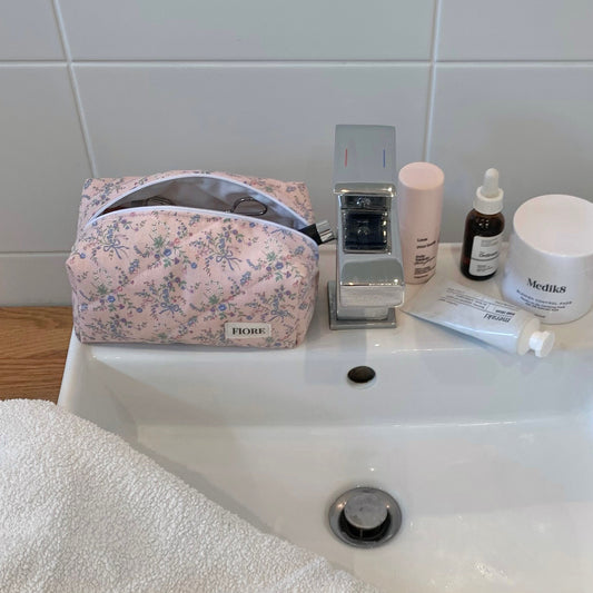 Upcycled Toilettaske - Bari