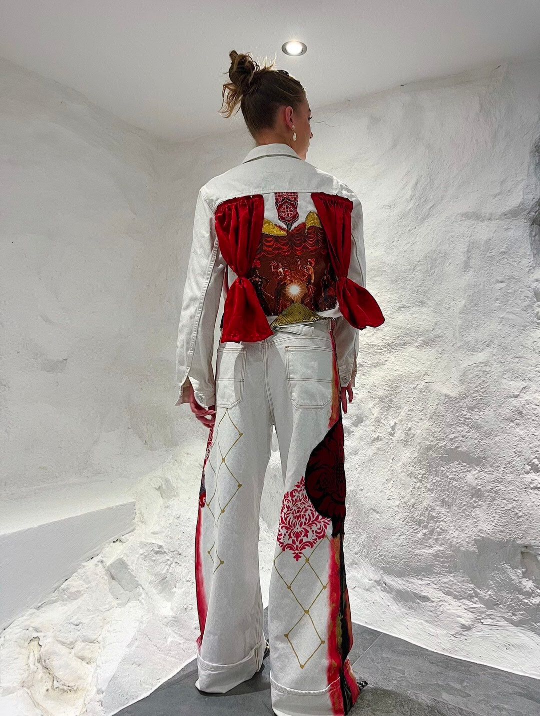 The Show Must Go On Jeans White