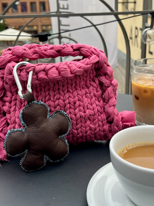 KEYCHAIN FLOWER - LEATHER