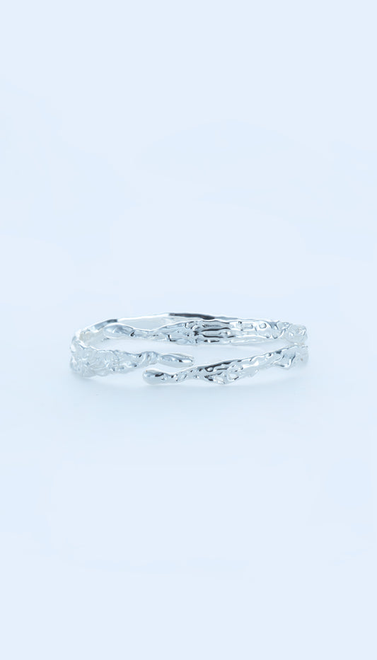 The Fluent Arc White Ethereal Tide Bracelet