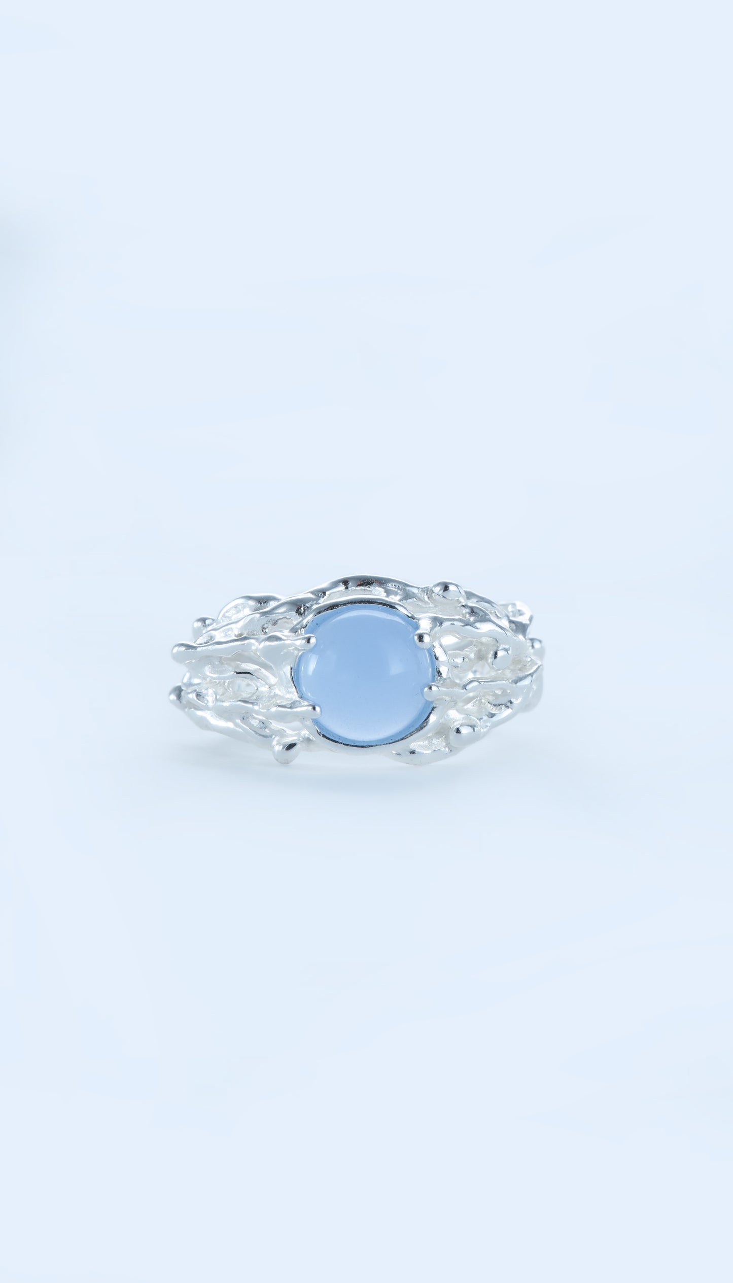 The Fluent Arc White Divergence Ring