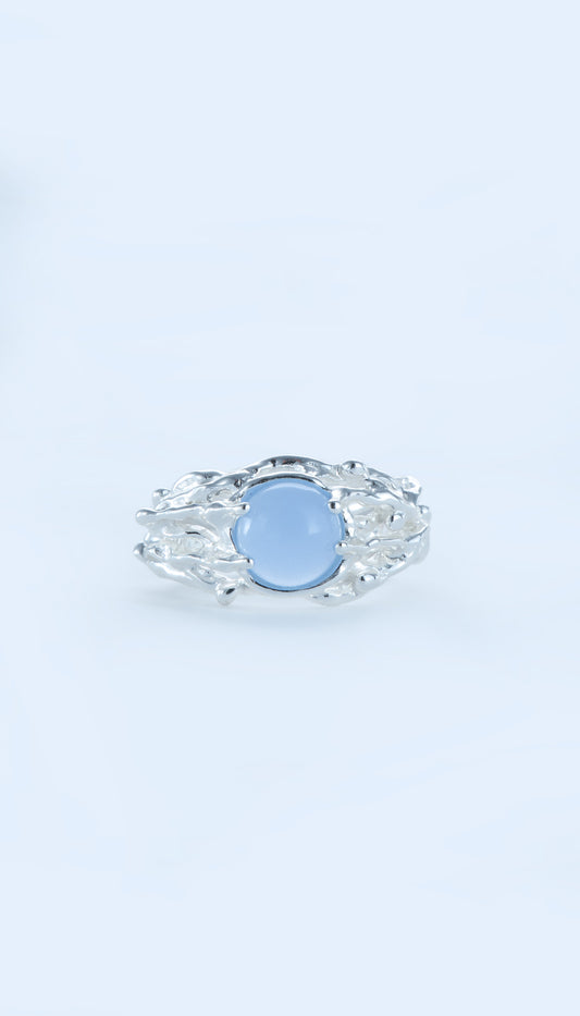 The Fluent Arc White Divergence Ring
