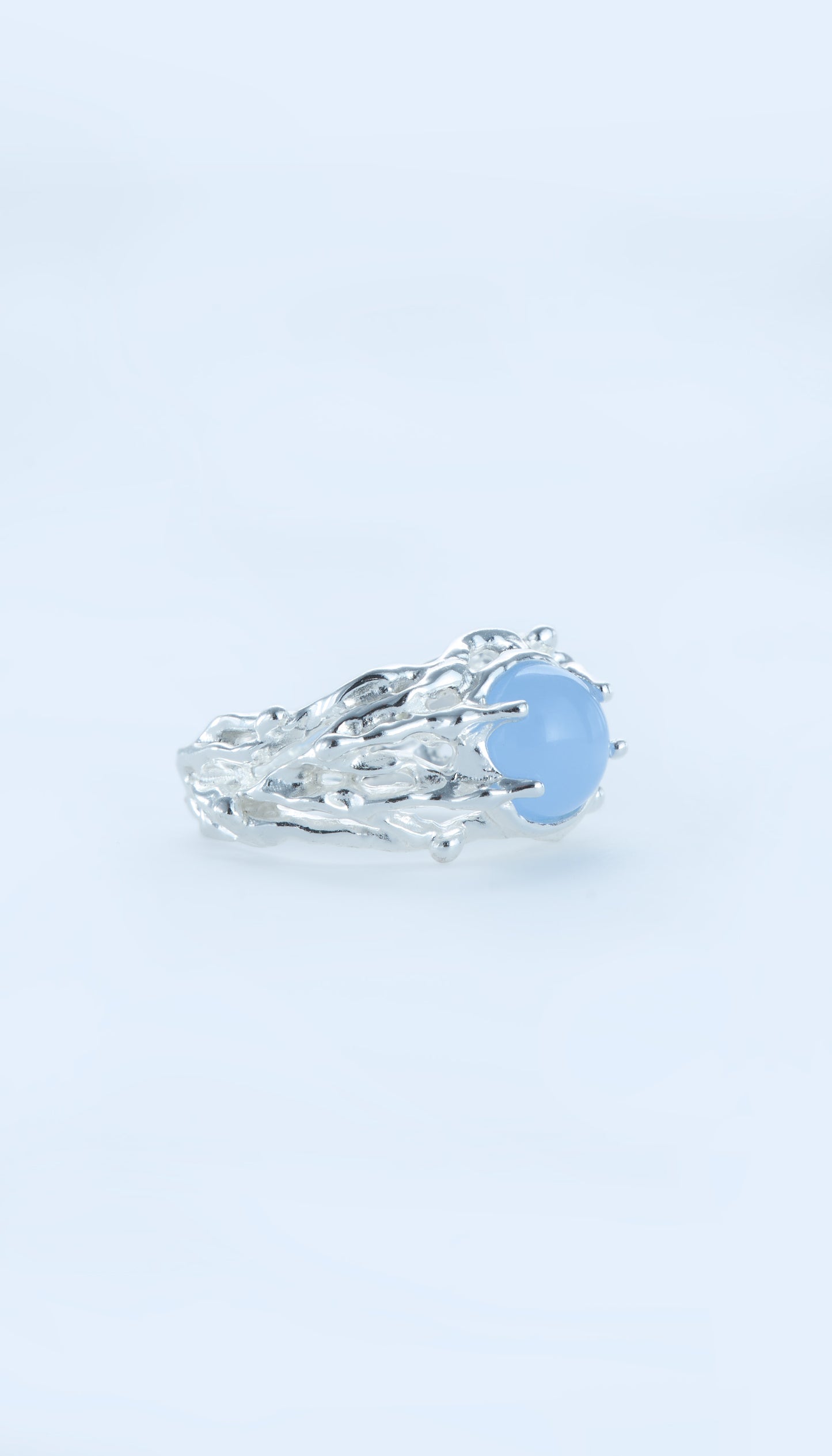 The Fluent Arc White Divergence Ring