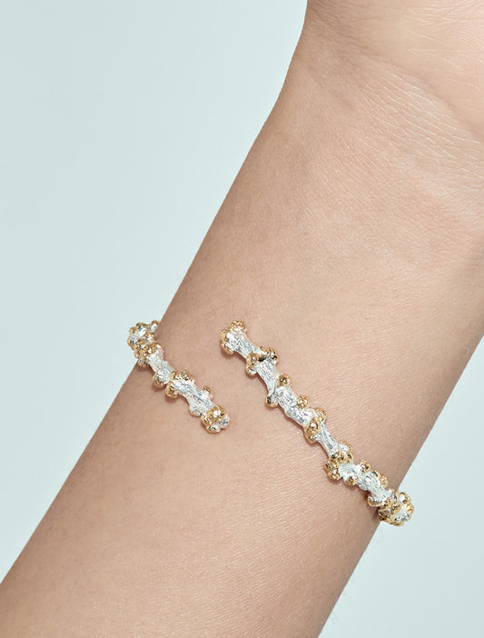 Nature's Blanc White Blooming Arbor Bracelet