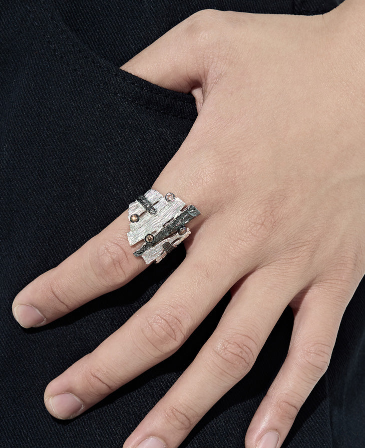 Nature's Blanc White Murmuring Bark Ring
