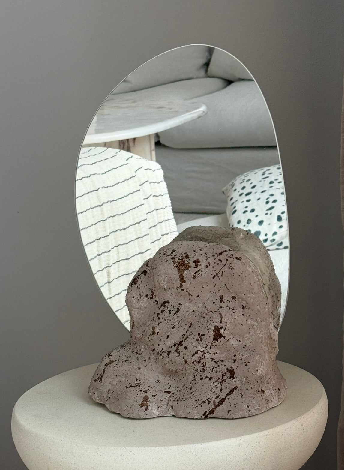 Image at position 1