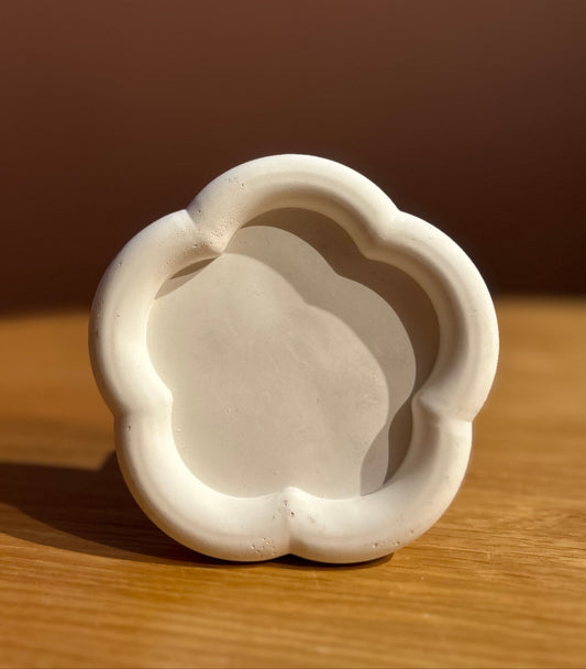 Image at position 1