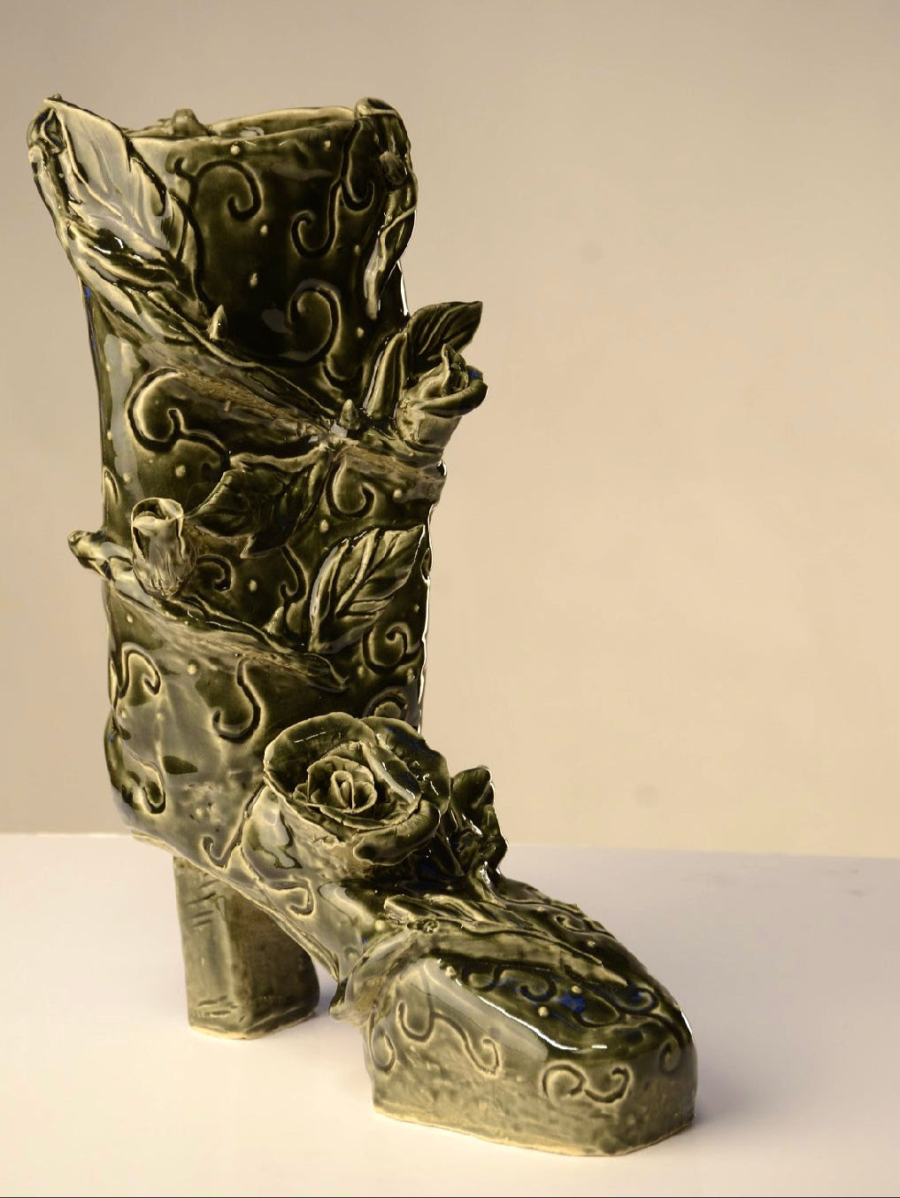 Knight's Shoe - Vase