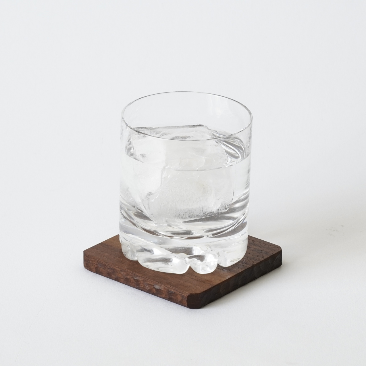 MINIMALISTIC ITEMS