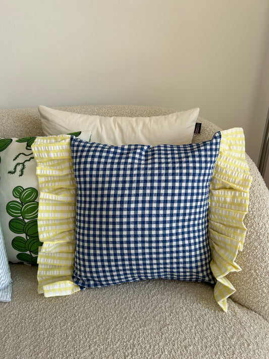 Cushion cover blue checkered with yellow frill - Seersucker