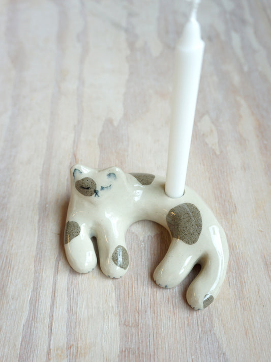 Cat candle holder