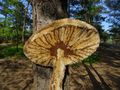 Mushroom Rug - Parasol (Beige)