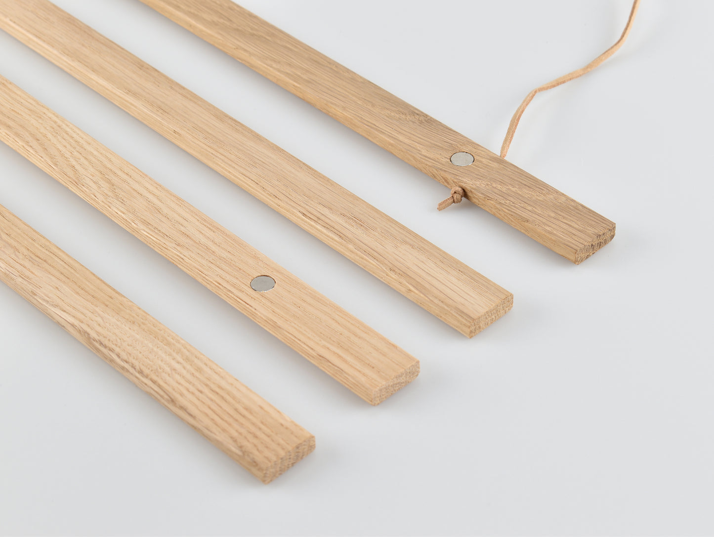 Poster Hangers Oak