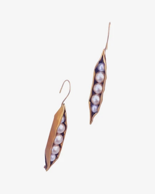 "Ärta" - golden peapod earrings