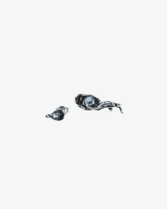The Fluent Arc Black Tear Earrings