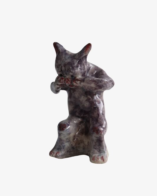 Sad purple animal Skulptur