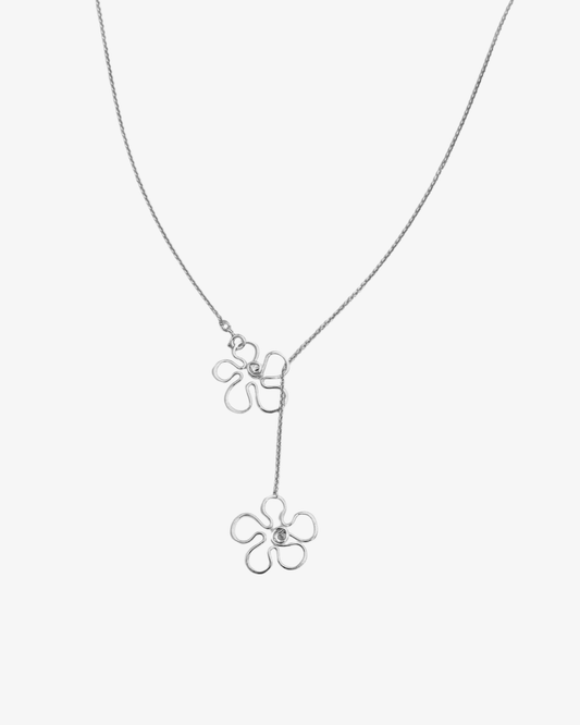Asymmetrisk blomsterhalskæde