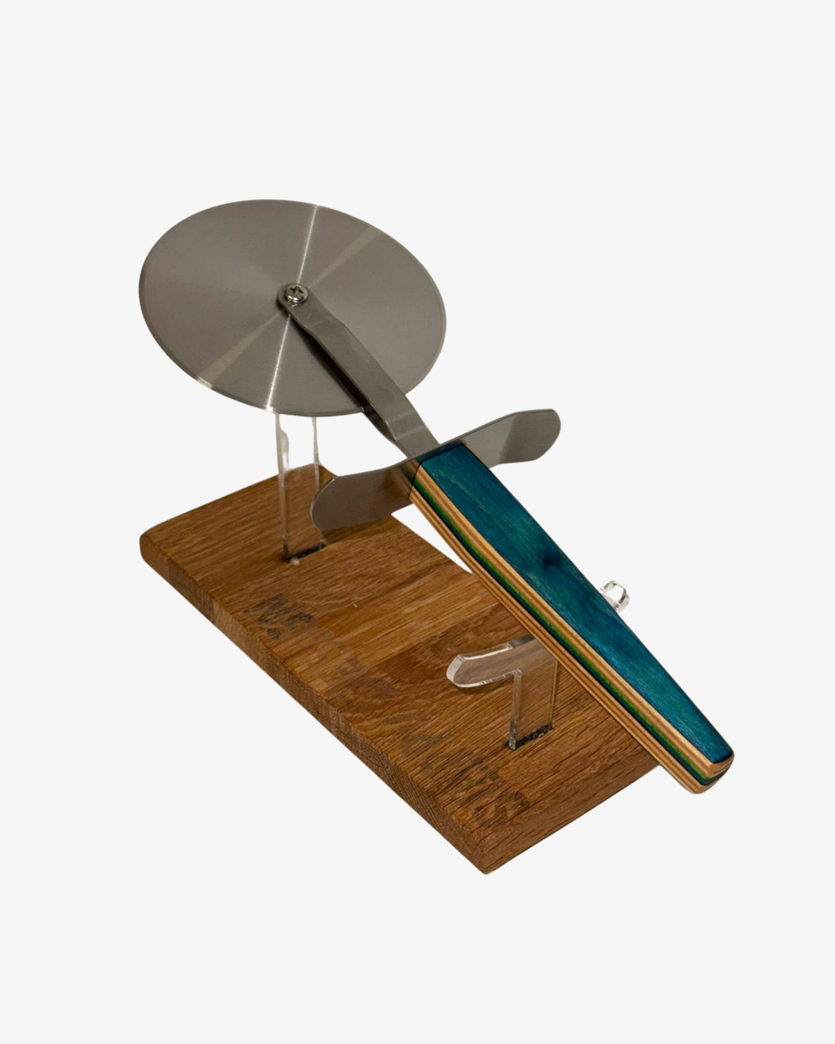 Pizzaskærer  - genanvendt skateboard