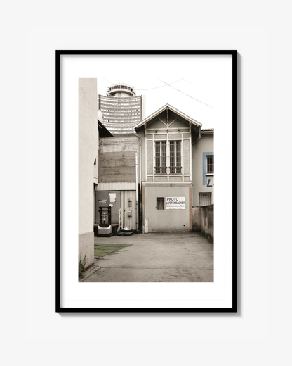 Back alley Print