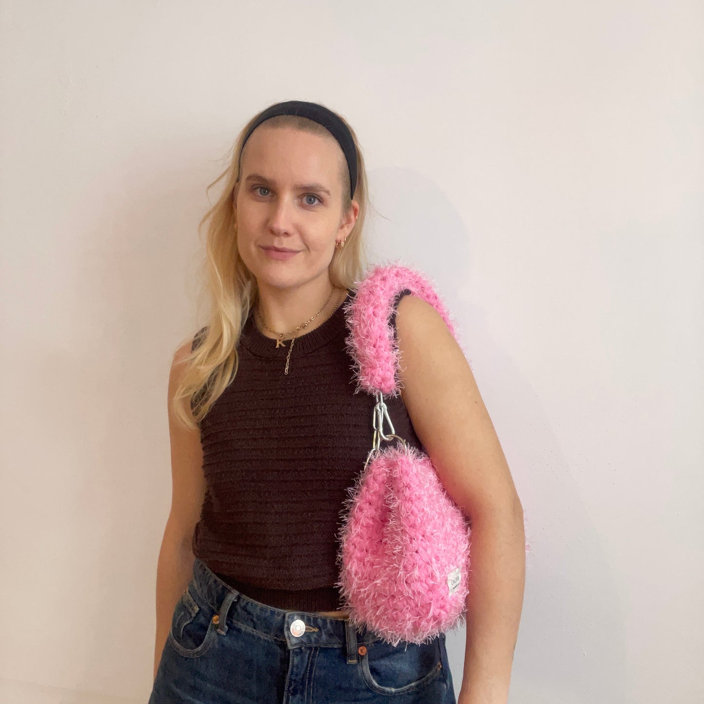 Fluffy pink JOE crochet bag