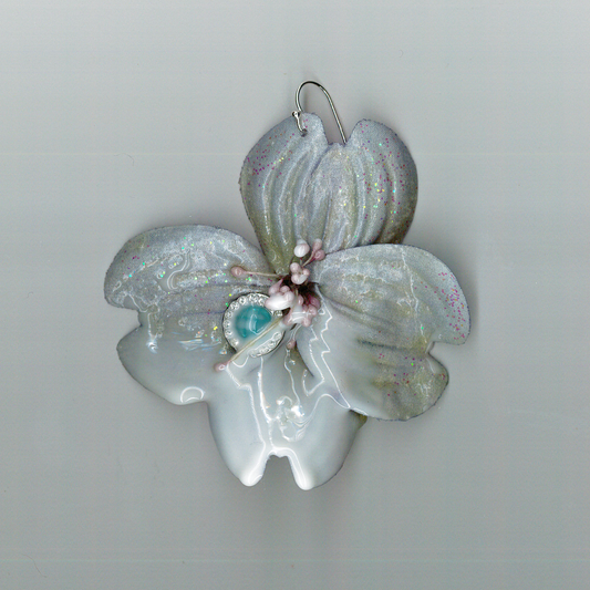 CREAMY CORNACEAE EARRINGS PURPLE