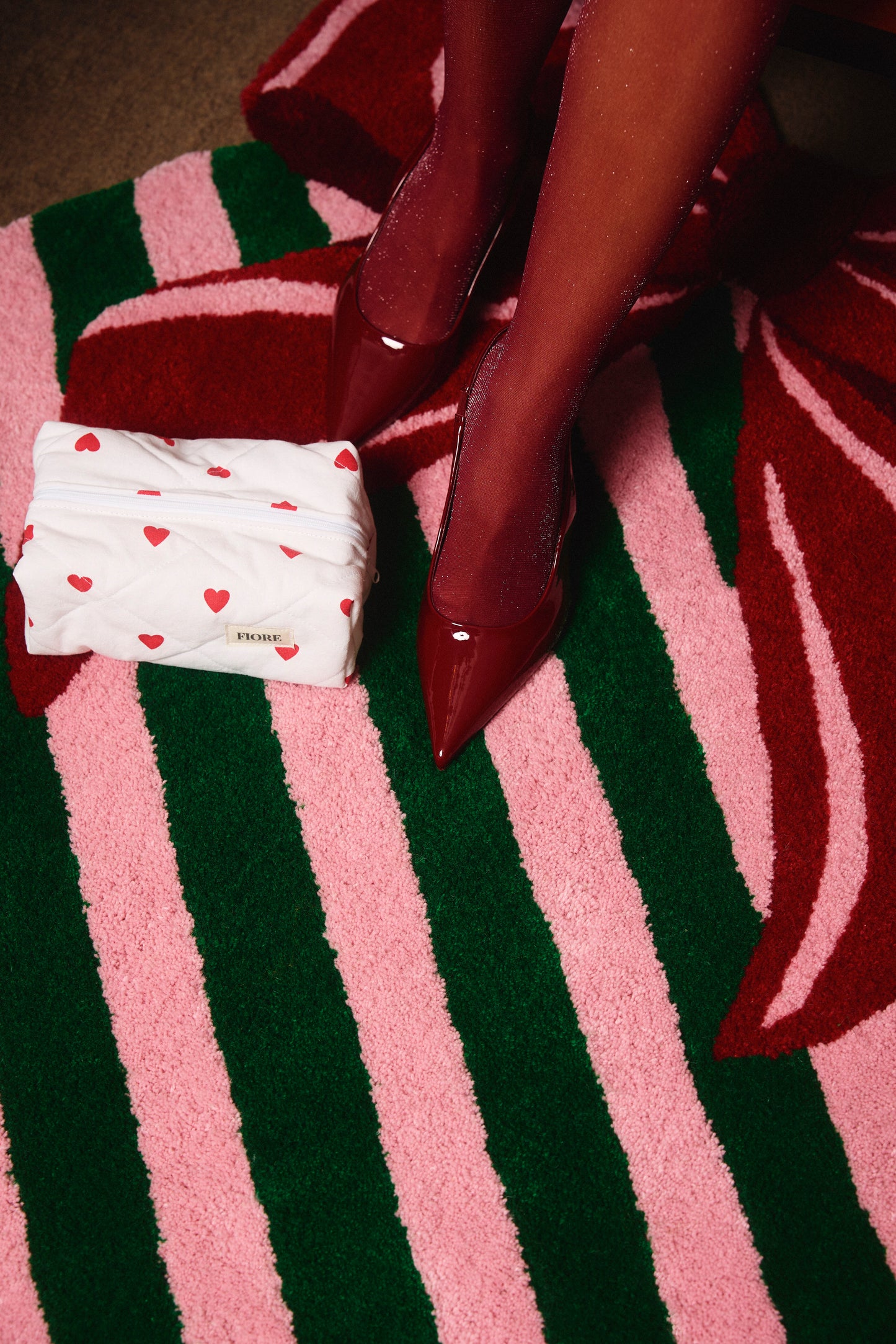 Bow WOW – Tufted Christmas tree rug