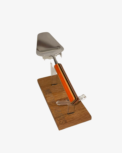 Ostehøvl - genanvendt skateboard