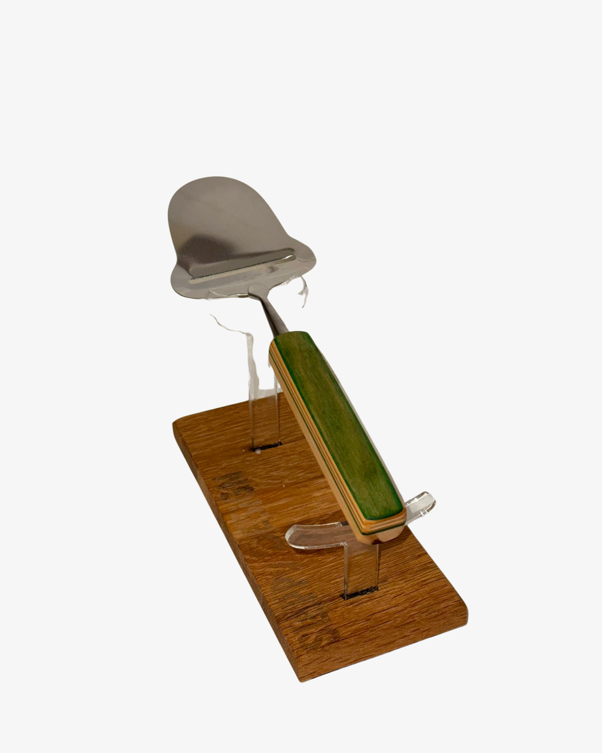 Ostehøvl - genanvendt skateboard
