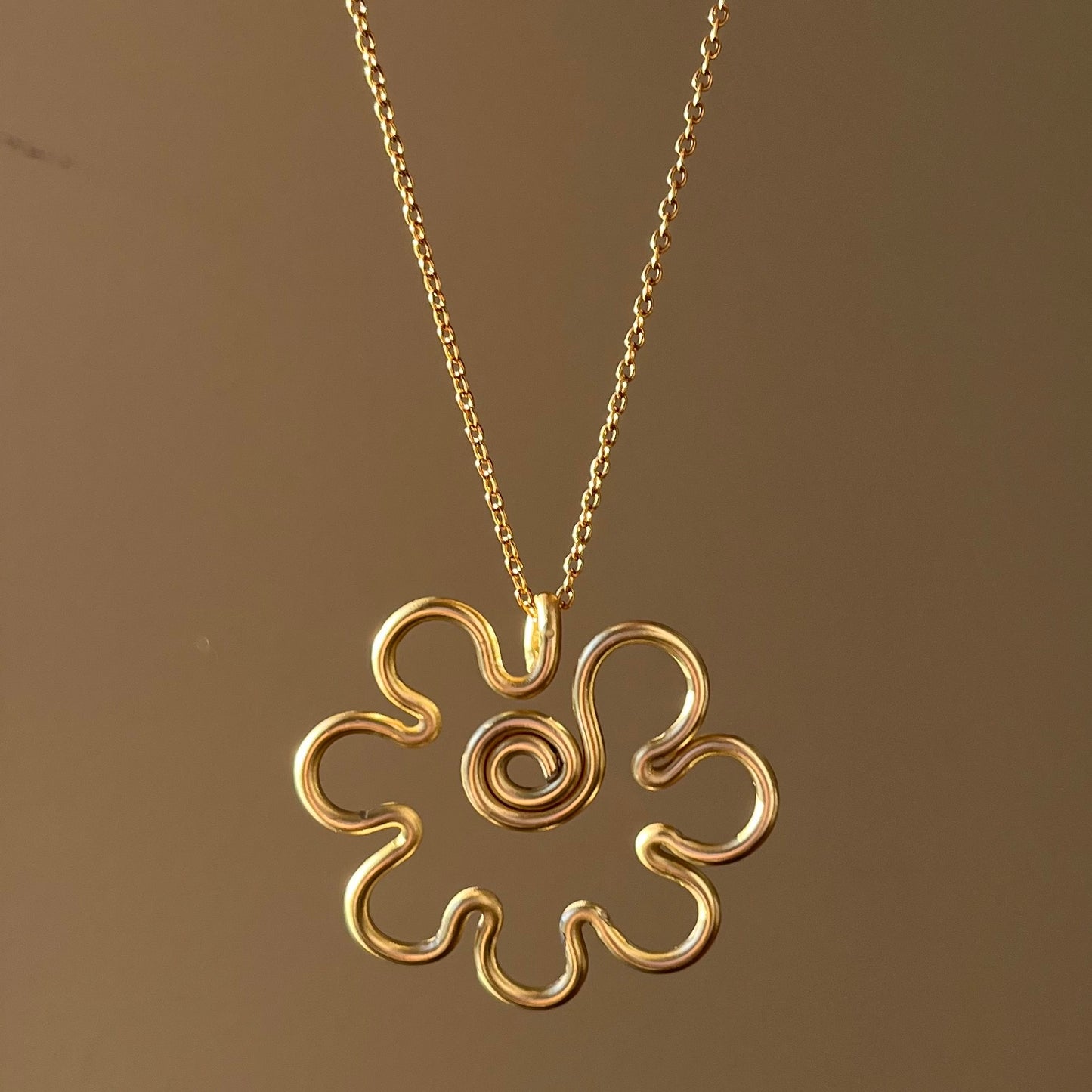 Necklace, Bubbly flower - Gold