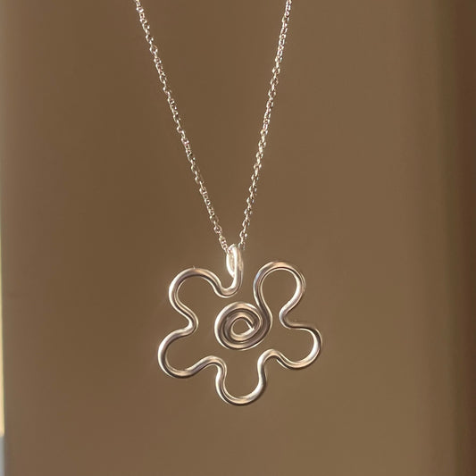 Necklace, Retro flower - Silver