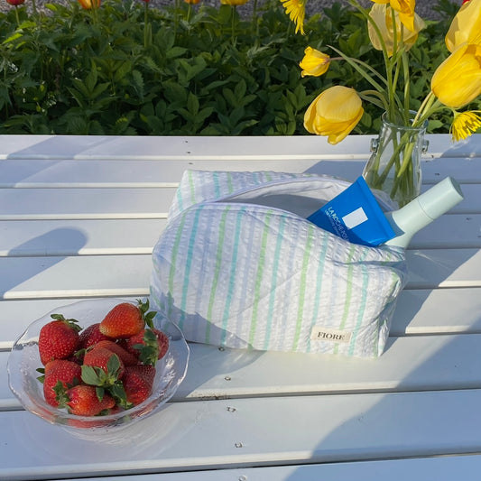 Upcycled Makeup bag large - Lucca