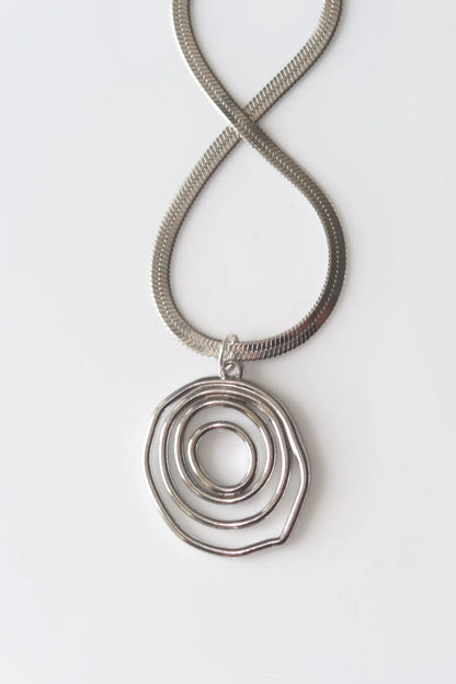 ZINNIA - Silver Swirl Necklace