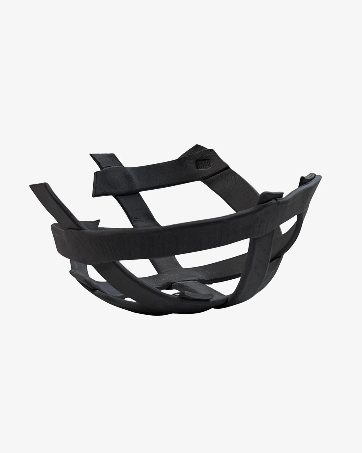 ”Ironband 1” Sort stentøj skulpturel gennembrudt skål, 15 cm