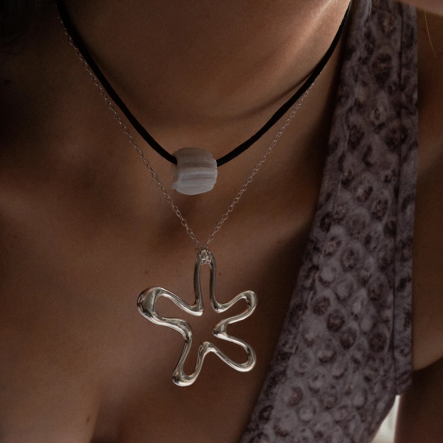 COSMIC FLOWER N°3 Halsband