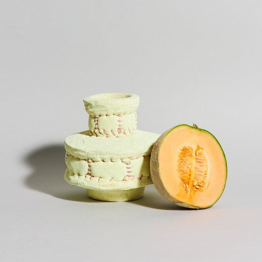 01.Vase in sponge pastel yellow