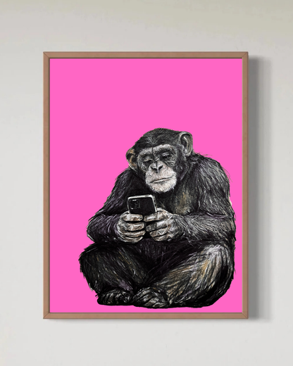 Scroll Ape – Rosa Udgave – Begrænset Fine Art Print