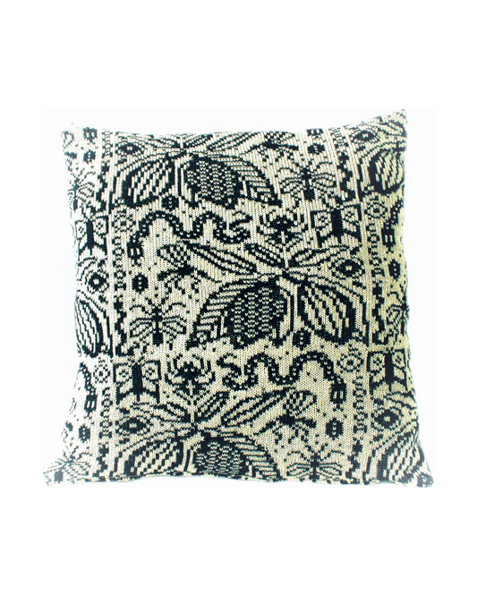 Cocoa - Knitted Linen Cushion Black & Linen