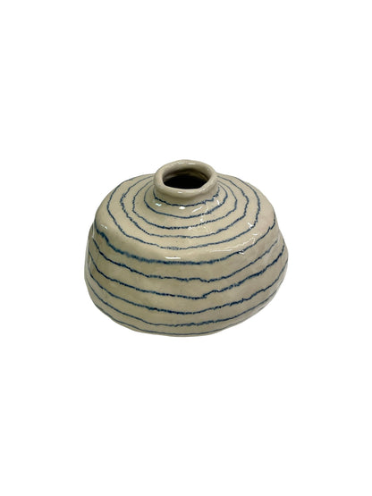 ROUND VASE BLUE STRIPED