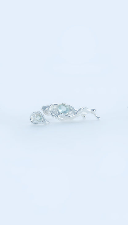 The Fluent Arc White Tear Earrings