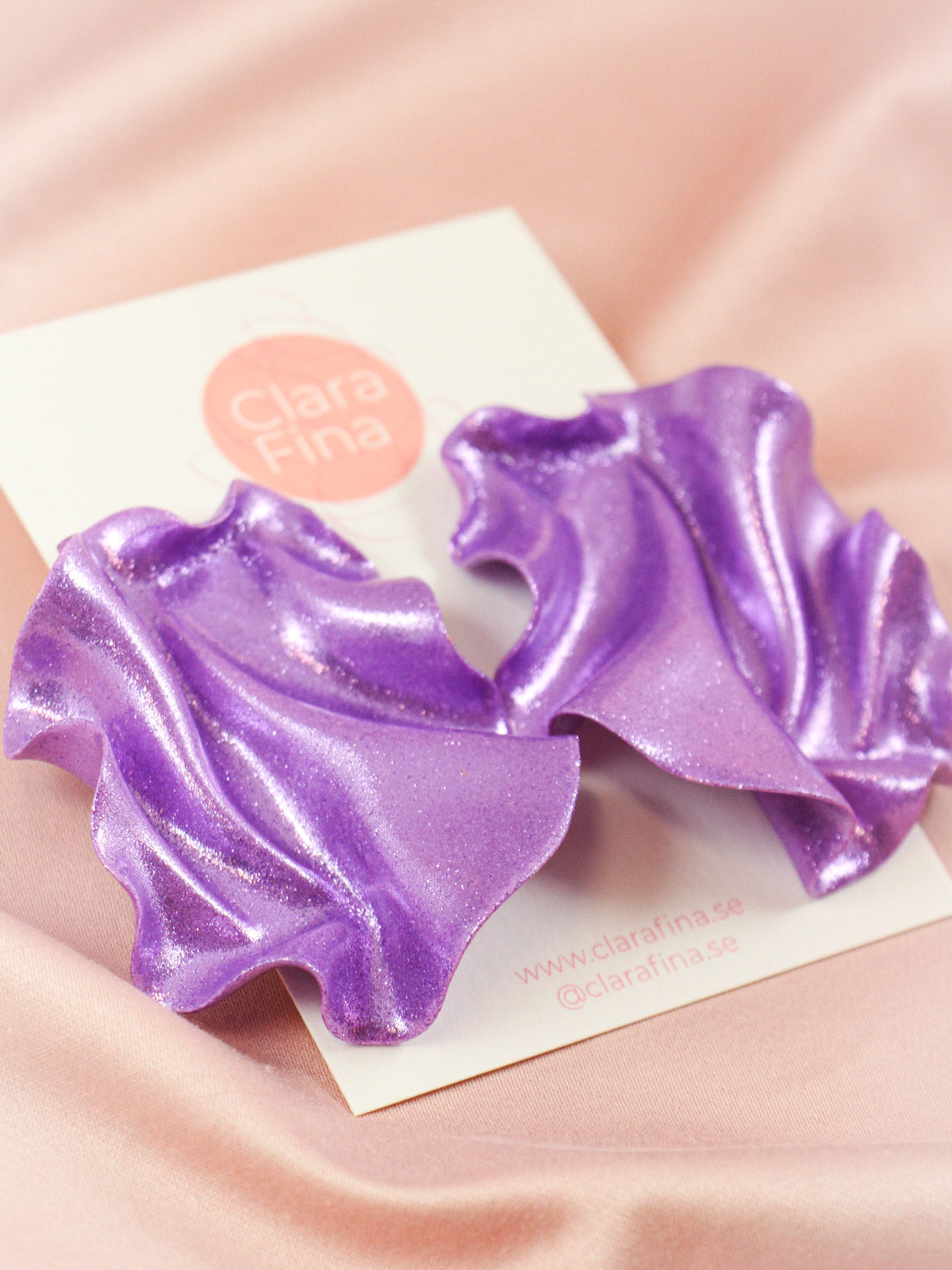 Satin Earrings - Light purple glitter