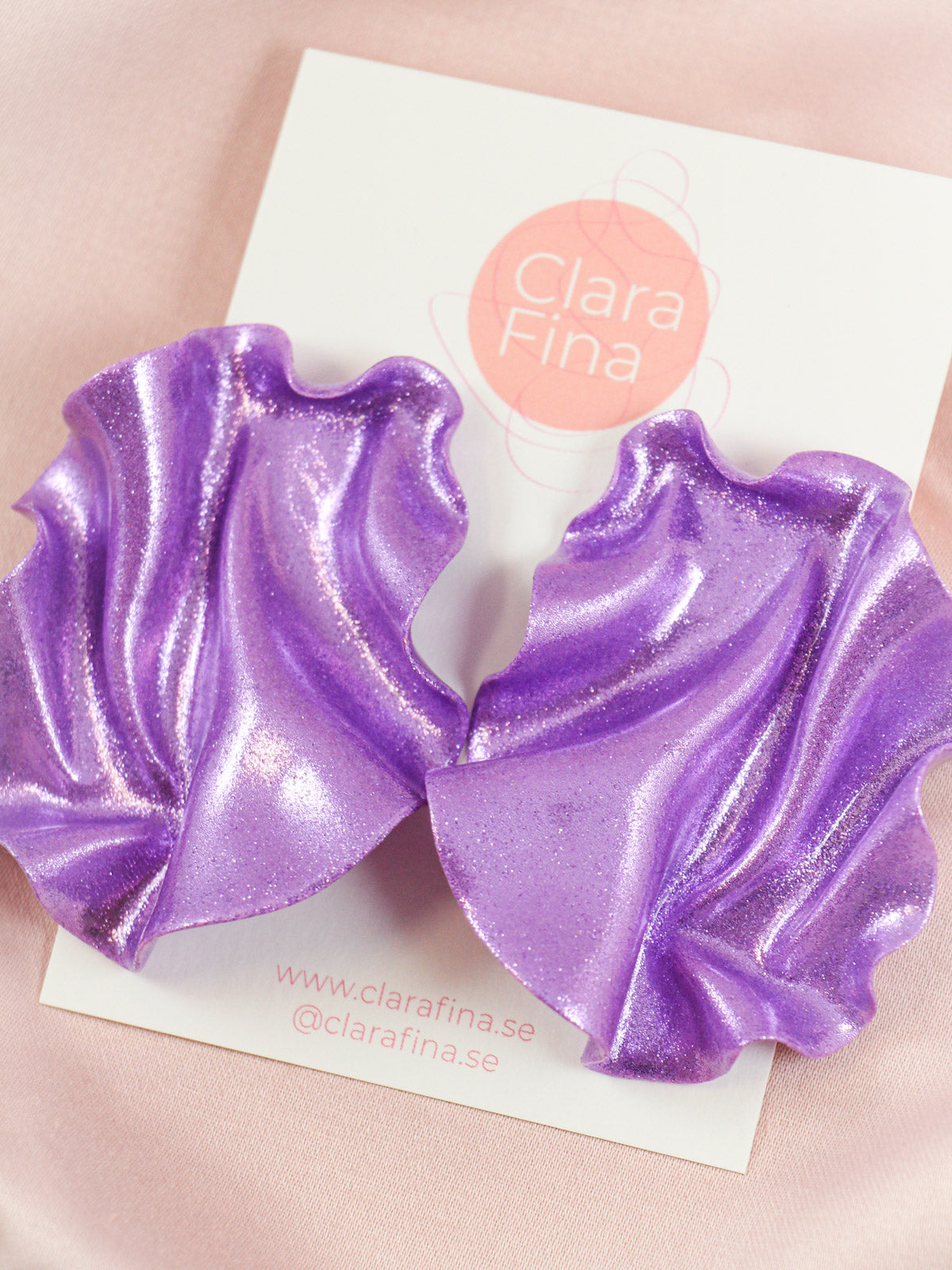 Satin Earrings - Light purple glitter