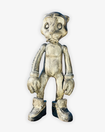 Raw Goldie Sculpture