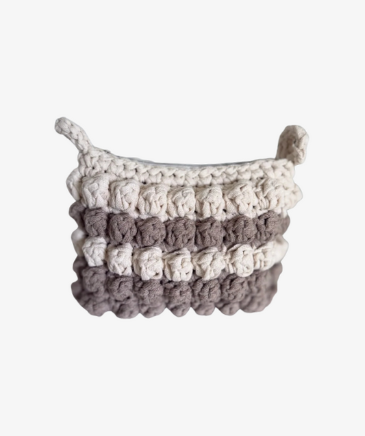 Hæklet boblet toilettaske, beige/hvid